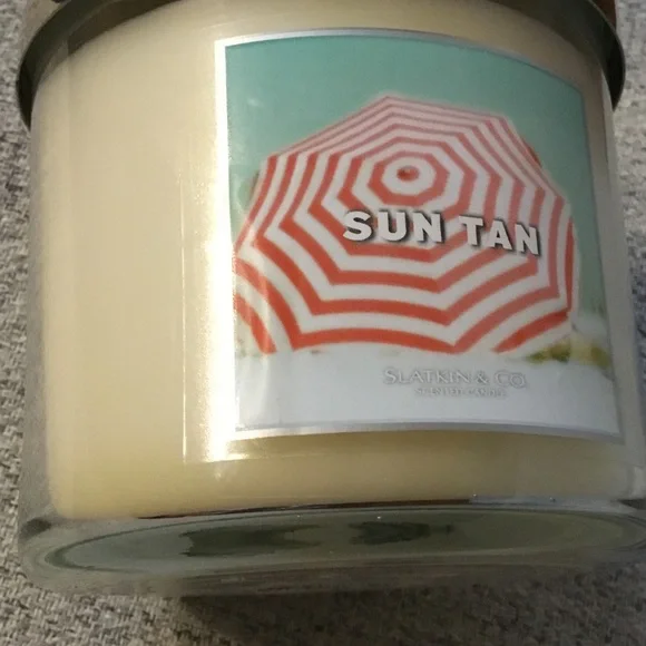 Sun Tan Scented Candle Bath & Body Works 3 Wick - Picture 5 of 5
